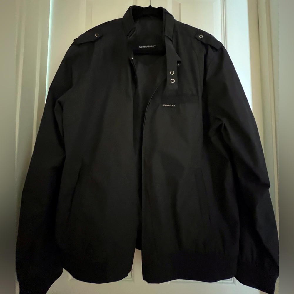 Members Only black windbreaker jacket 2018 XL soo epic really black